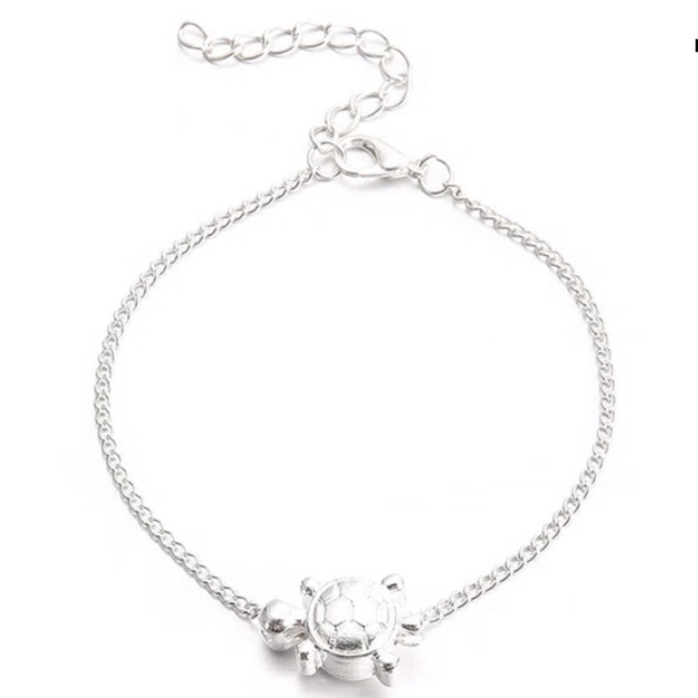 Silver Alloy Baby Turtle Ankle Bracelet.